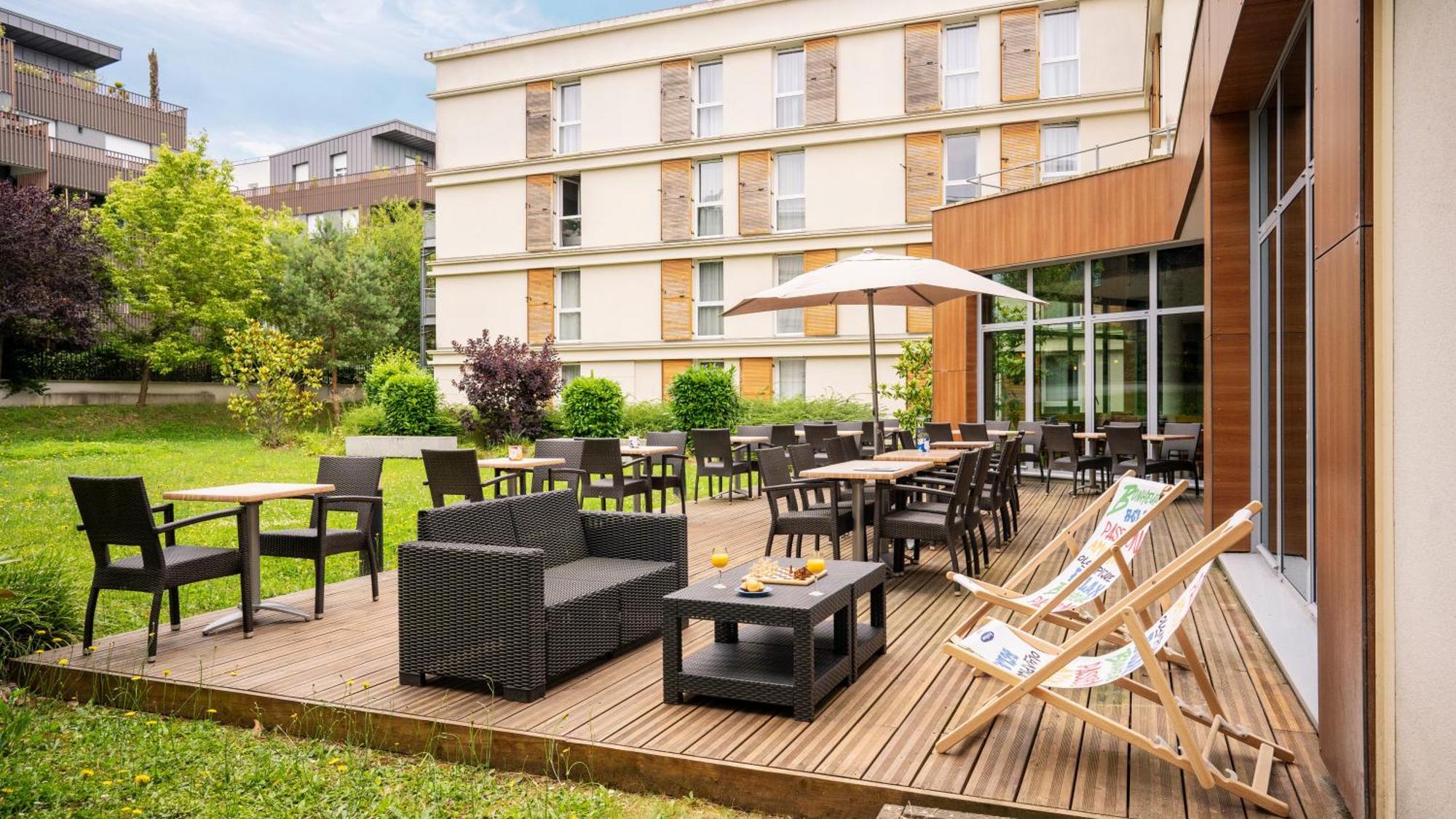 Residhome Paris-Guyancourt Exterior photo